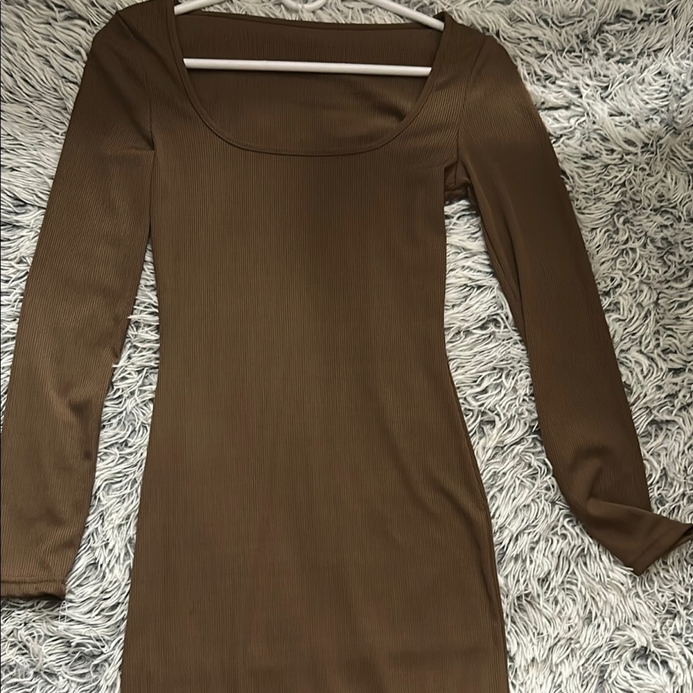 Elegant Brown Long Sleeve Dress